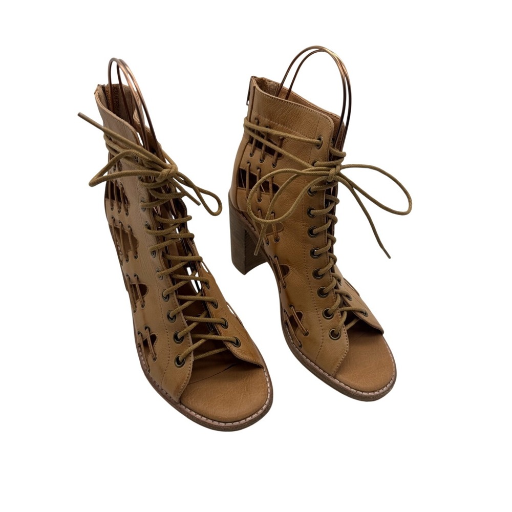 Silent D Jayman Tan Lace-Up Cutout Peep Toe Sandal Boot Size 40